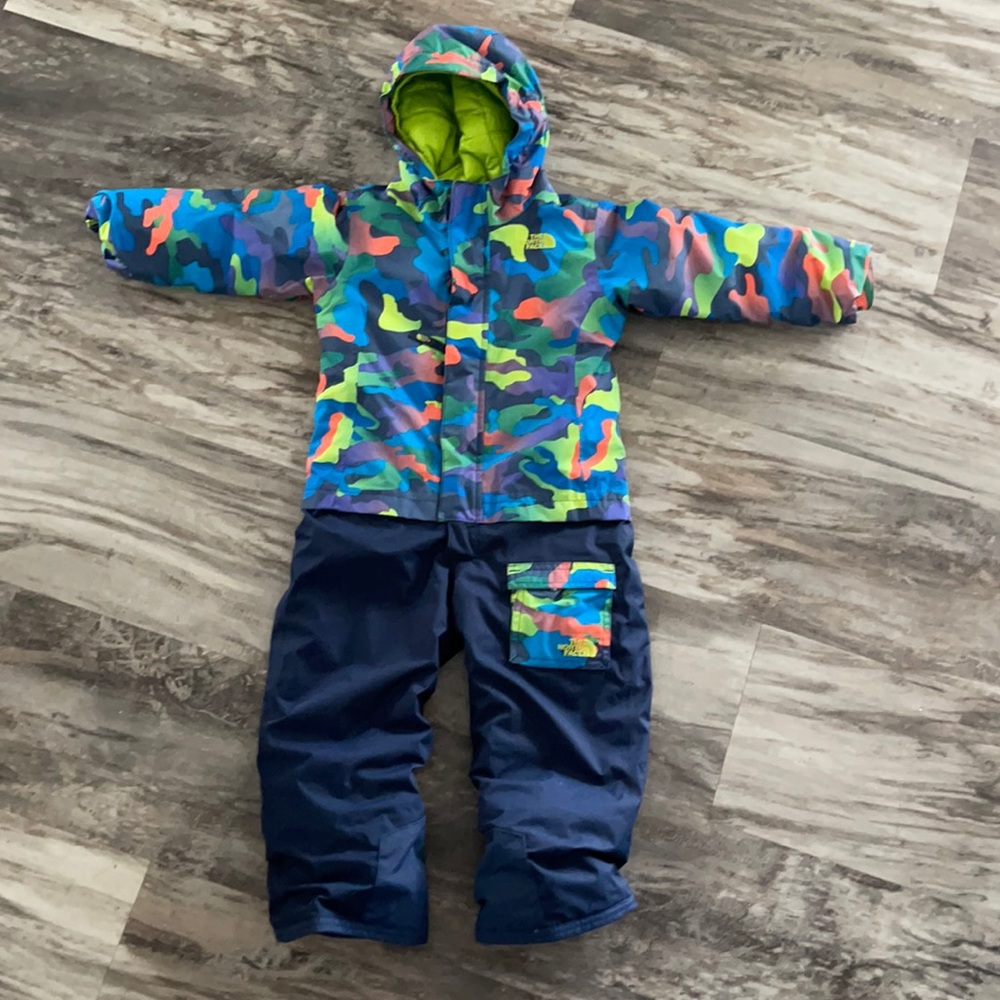 North face snow suit